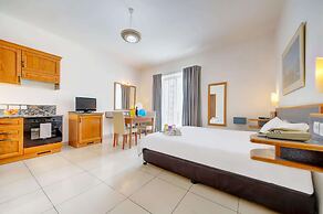 AX Sunny Coast Resort & Spa