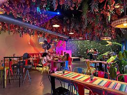 AX Sunny Coast Resort & Spa