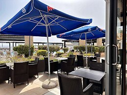 AX Sunny Coast Resort & Spa