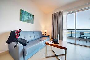 AX Sunny Coast Resort & Spa