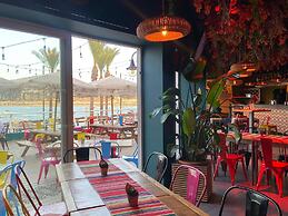 AX Sunny Coast Resort & Spa