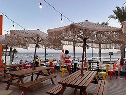 AX Sunny Coast Resort & Spa