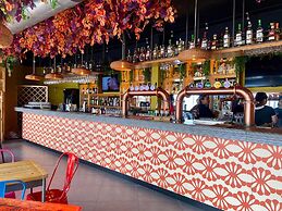 AX Sunny Coast Resort & Spa