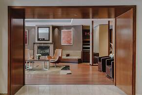 Central Loop Hotel