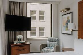 Central Loop Hotel