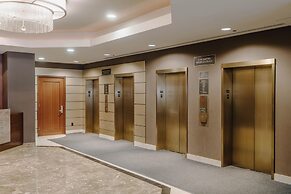 Central Loop Hotel