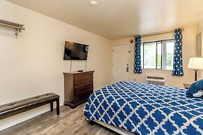 Belfair Motel