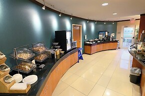 Fairfield Inn & Suites by Marriott Des Moines Airport