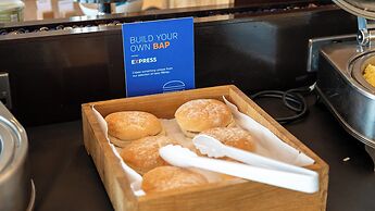 Holiday Inn Express Leigh - Sports Village by IHG