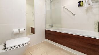 Holiday Inn Express Leigh - Sports Village by IHG