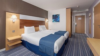 Holiday Inn Express Leigh - Sports Village by IHG