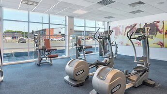 Holiday Inn Express Leigh - Sports Village by IHG