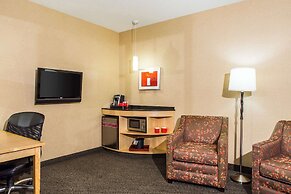 Cambria Hotel Raleigh - Durham Airport