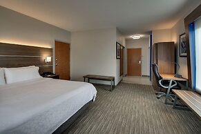 Holiday Inn Express & Suites Waukegan by IHG