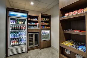 Holiday Inn Express & Suites Waukegan by IHG
