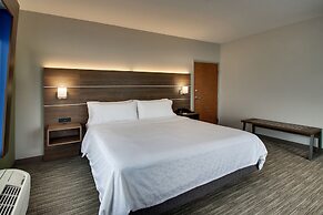 Holiday Inn Express & Suites Waukegan by IHG