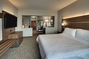 Holiday Inn Express & Suites Waukegan by IHG