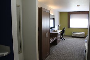 Holiday Inn Express & Suites Ponca City by IHG
