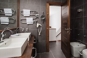 Avala Resort & Villas