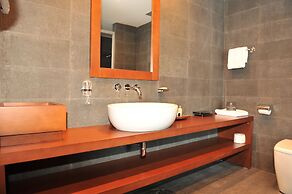 Avala Resort & Villas