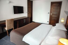 Avala Resort & Villas