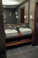 Avala Resort & Villas