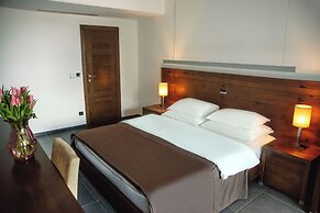 Avala Resort & Villas