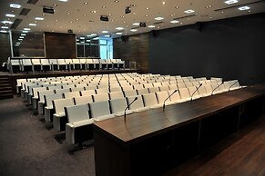 Avala Resort & Villas