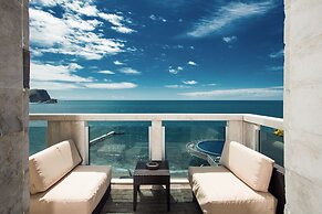 Avala Resort & Villas