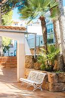 Flipflop Surfing Playa Apartments