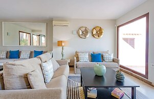 Flipflop Surfing Playa Apartments