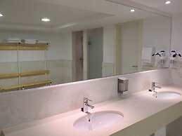 Flipflop Surfing Playa Apartments