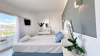 Reverence Life Hotel - Adults Only