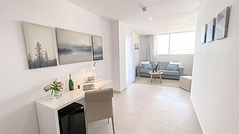 Reverence Life Hotel - Adults Only