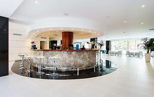 Reverence Life Hotel - Adults Only