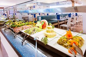 Reverence Life Hotel - Adults Only