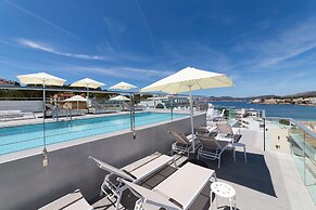 Reverence Life Hotel - Adults Only