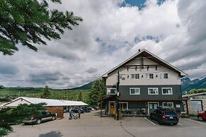 Snow Valley Lodging