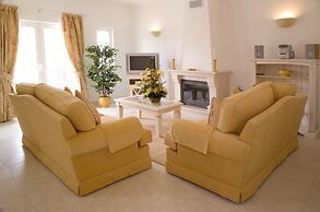 Quinta da Encosta Velha Golf & Leisure Village