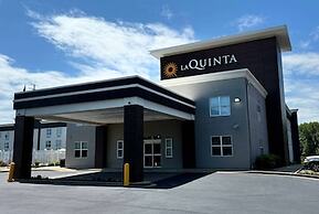 La Quinta Inn & Suites by Wyndham Lexington Park - Patuxent