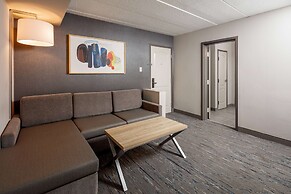 La Quinta Inn & Suites by Wyndham Lexington Park - Patuxent