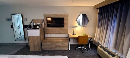 La Quinta Inn & Suites by Wyndham Lexington Park - Patuxent