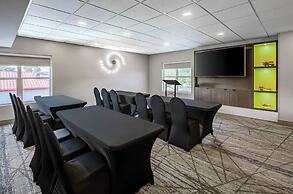 La Quinta Inn & Suites by Wyndham Lexington Park - Patuxent