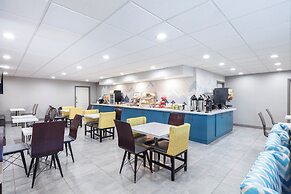 La Quinta Inn & Suites by Wyndham Lexington Park - Patuxent