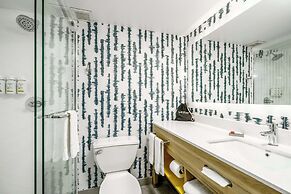 La Quinta Inn & Suites by Wyndham Lexington Park - Patuxent