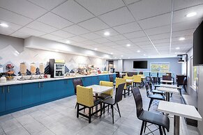 La Quinta Inn & Suites by Wyndham Lexington Park - Patuxent