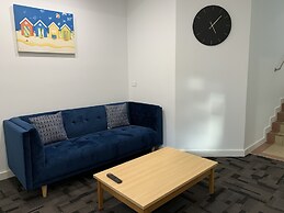 Tiki Hotel Surfers Paradise