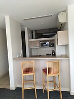 Tiki Hotel Surfers Paradise