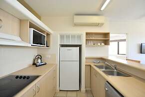 Tiki Hotel Surfers Paradise