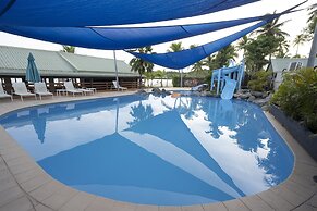 Plantation Island Resort